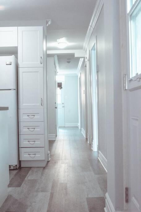 Spacieux Appartement De 3 Chambres Downtown Montréal Eksteriør billede